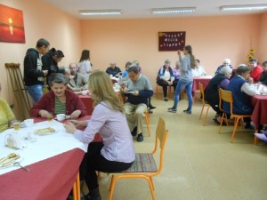 Ученици средње стручне школе у пости Дому - Предавање о здравој храни 16.10.2015. год.